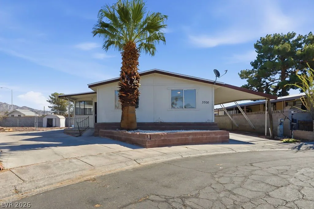 3300 Death Valley Drive — photo 3