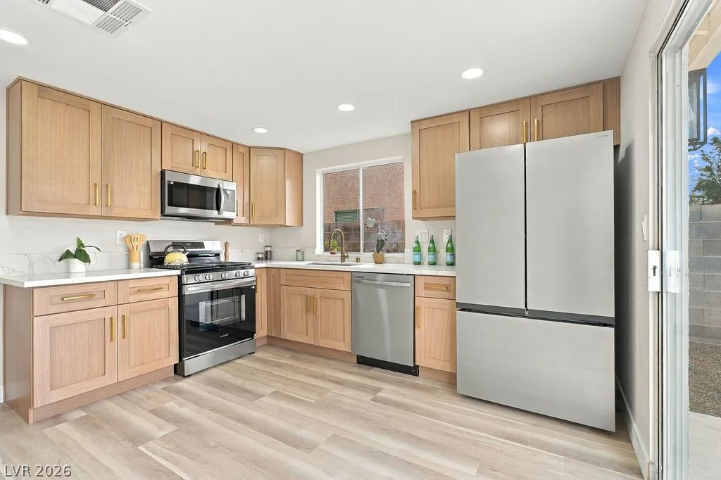 1650 Walingwood Drive — photo 1