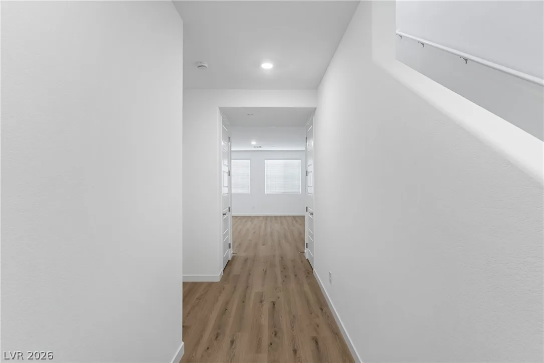 1025 Copper Robin Street — photo 3
