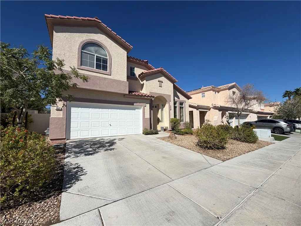 157 Lakewood Garden Drive — photo 1
