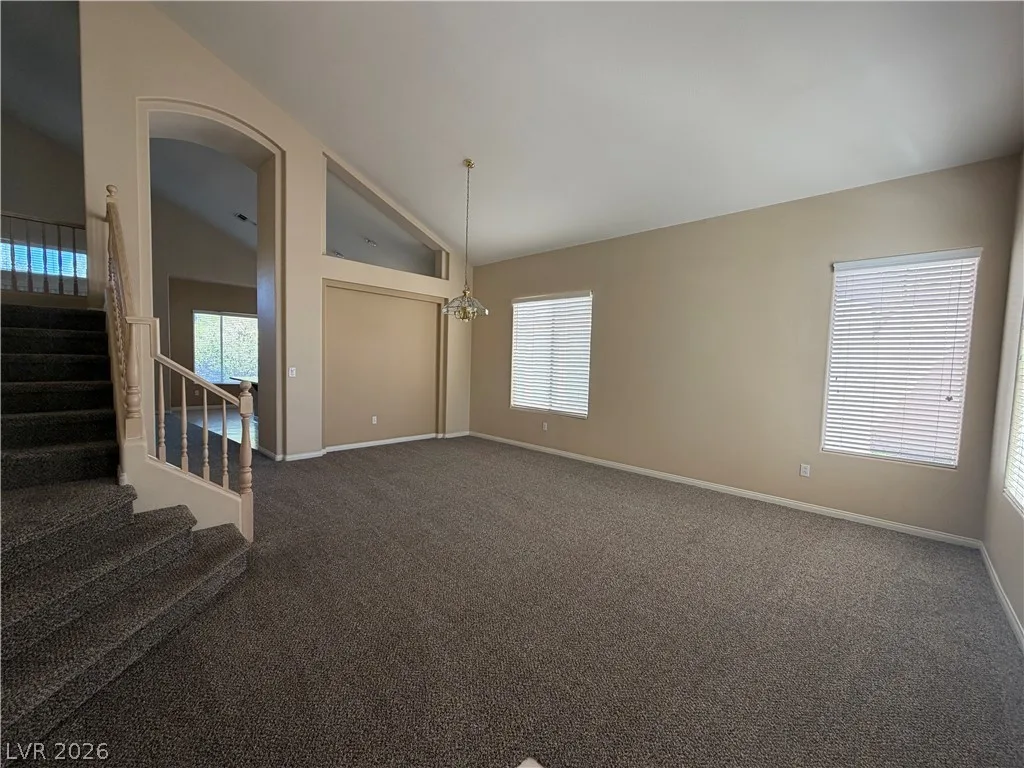 157 Lakewood Garden Drive — photo 2