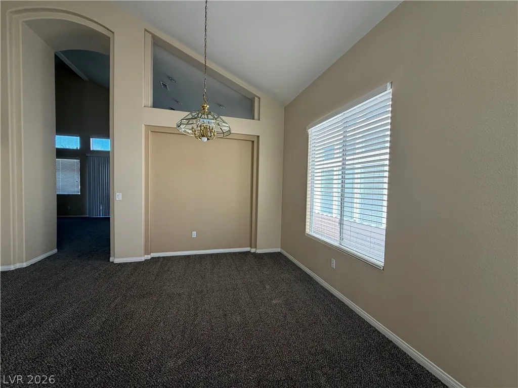 157 Lakewood Garden Drive — photo 3