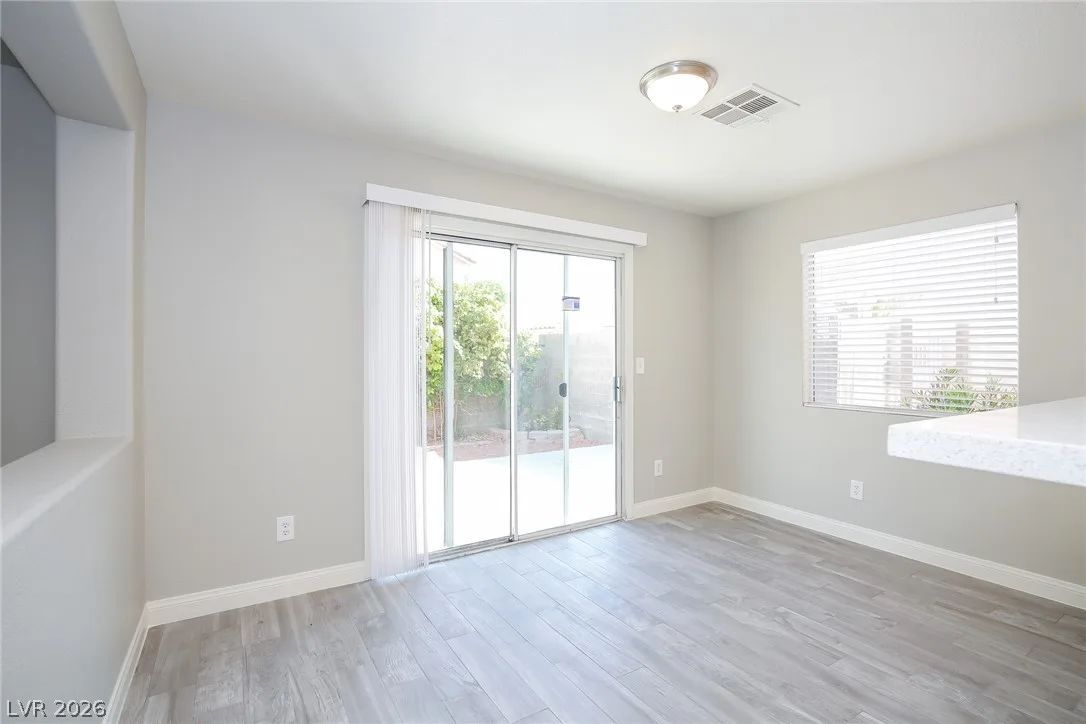 5013 Drifting Creek Avenue — photo 5
