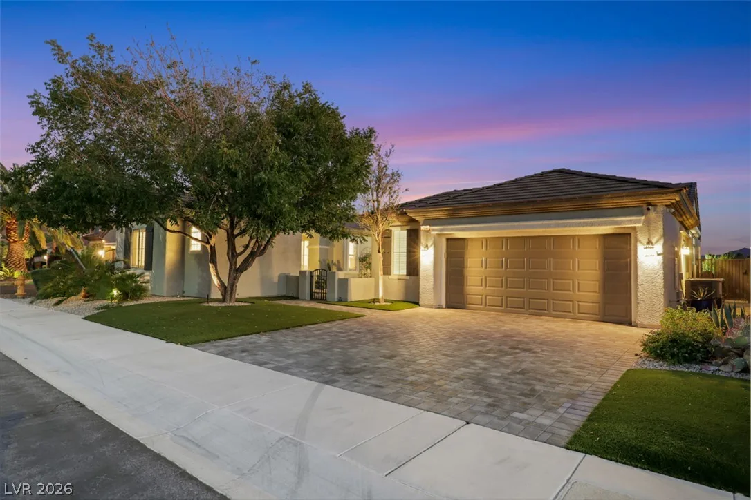 2699 Olivia Heights Avenue — photo 3