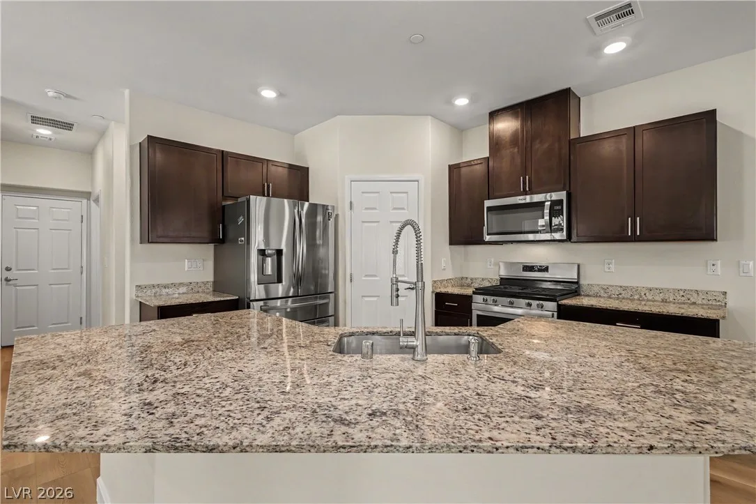 4730 Flower Moon Avenue 103 — photo 5
