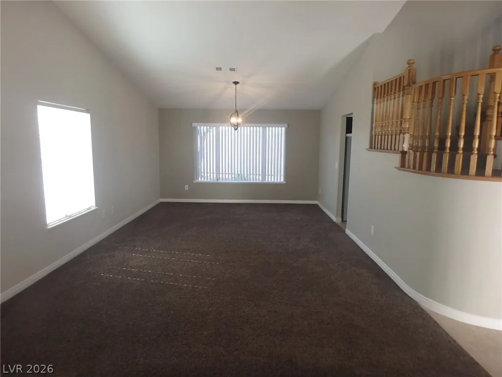 8421 GILLETTE Avenue - — photo 5