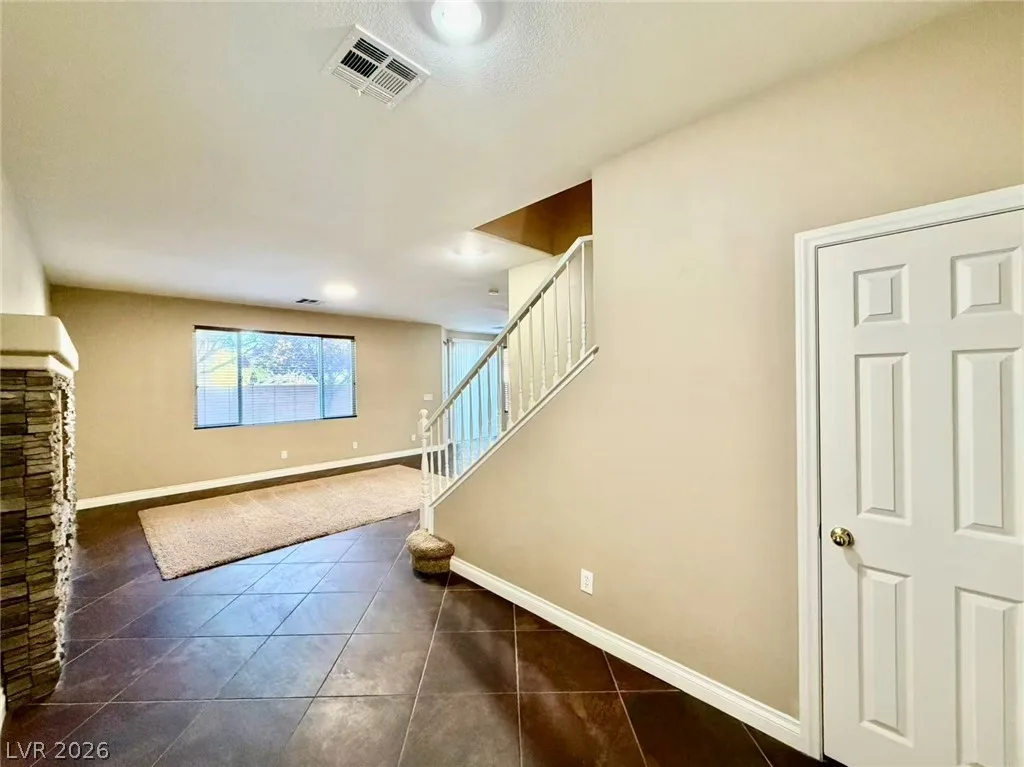 9326 Wildcat Springs Avenue — photo 3