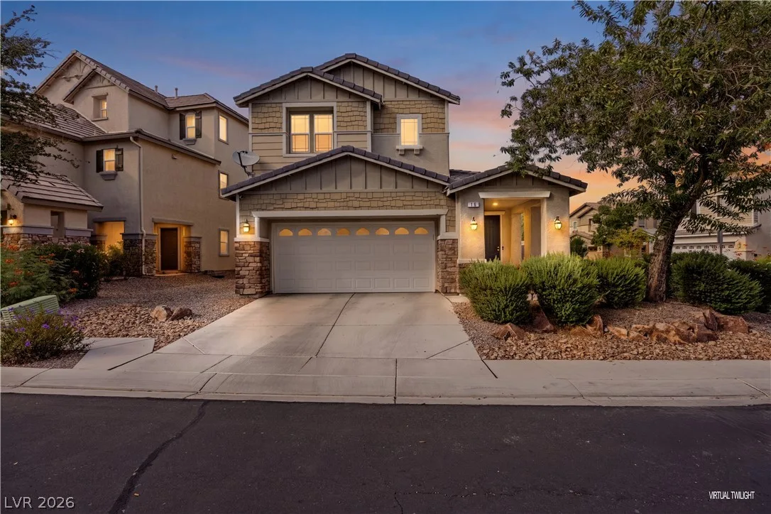 16 Yellow Peak Avenue — photo 1