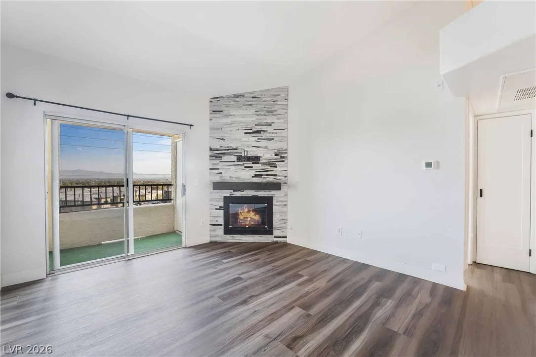 2120 Ramrod Avenue 825 — photo 3