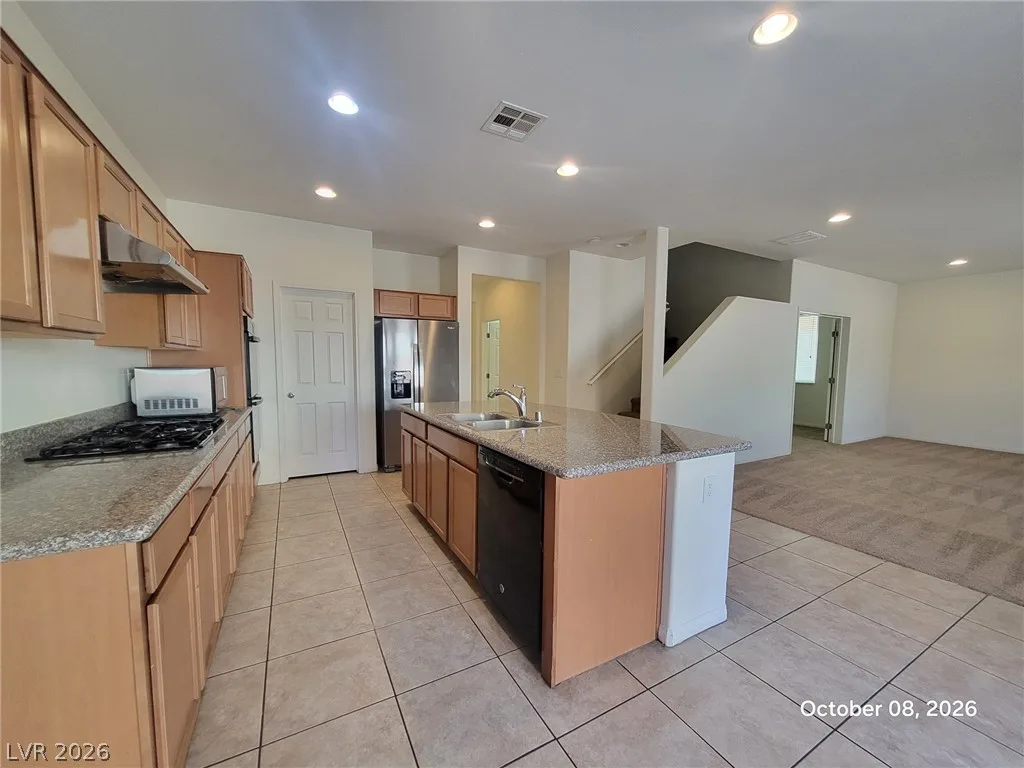 8142 Pinecrest Falls Street — photo 4