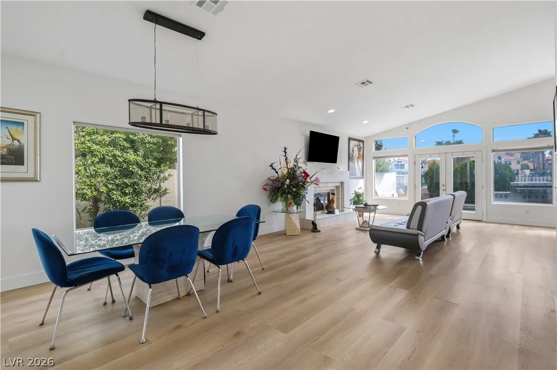 2933 Harbor Cove Drive — photo 5