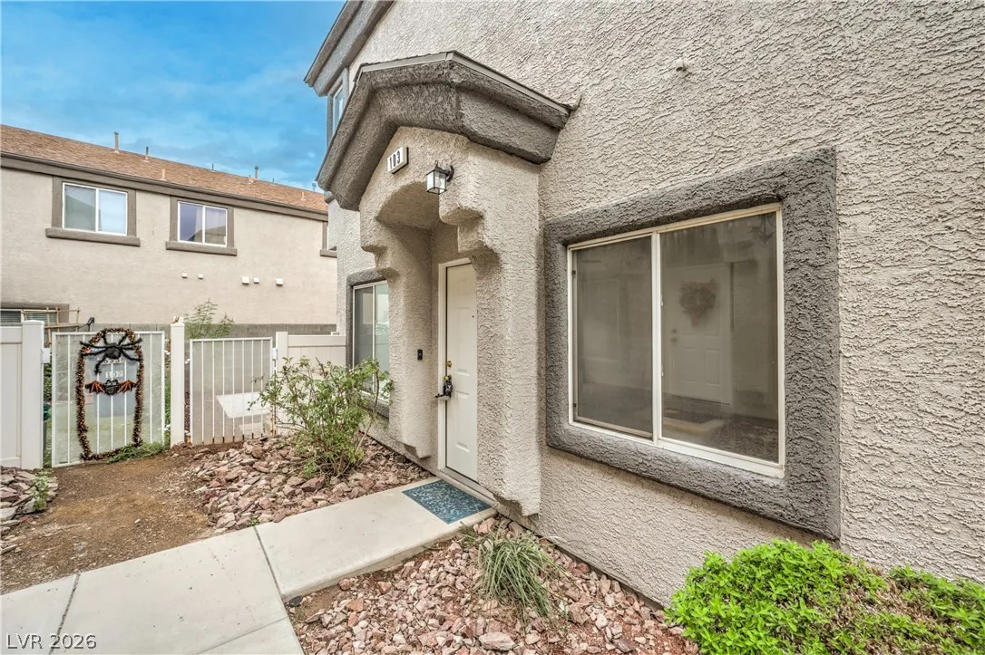 6346 Rusticated Stone Avenue 103 — photo 4