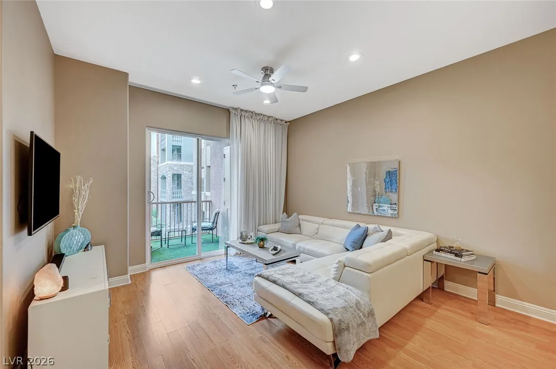 56 East Serene Avenue 225 — photo 3