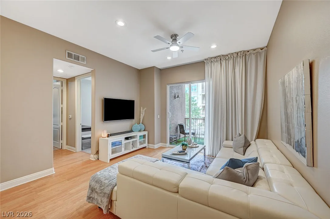 56 East Serene Avenue 225 — photo 4