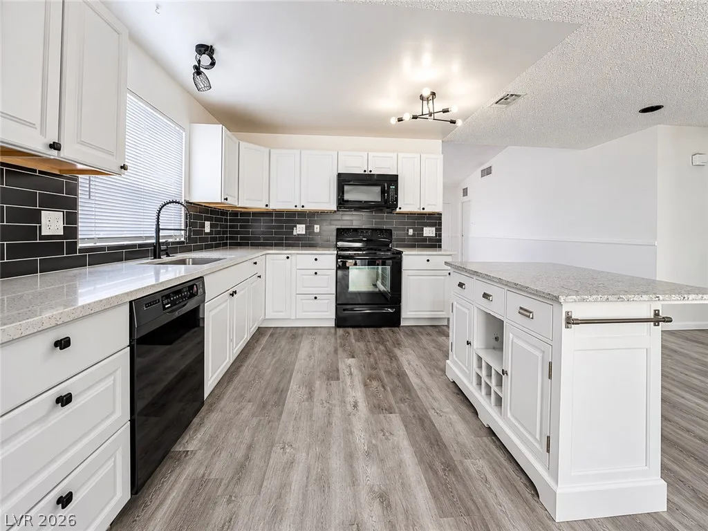 5804 Westport Circle 0 — photo 2