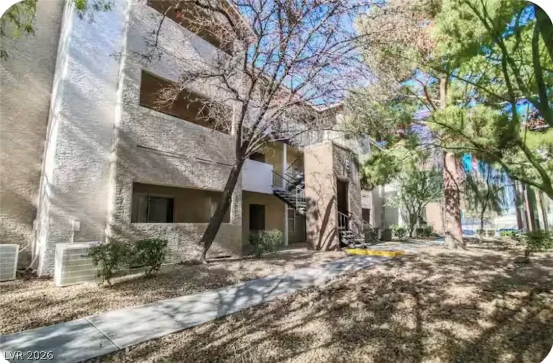 4200 South Valley View Boulevard 3053 — photo 1