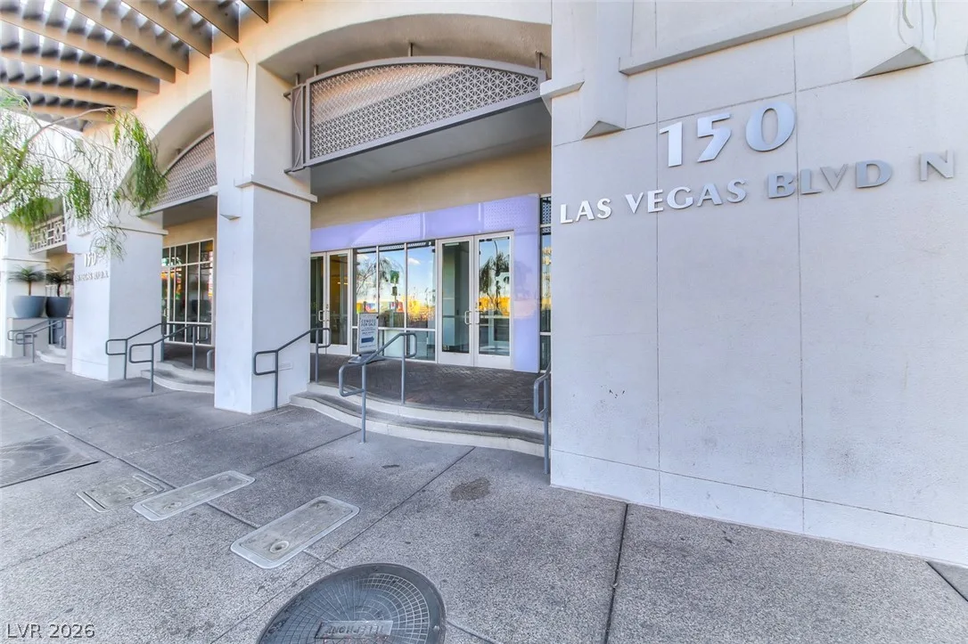 150 Las Vegas Boulevard 2308 — photo 3