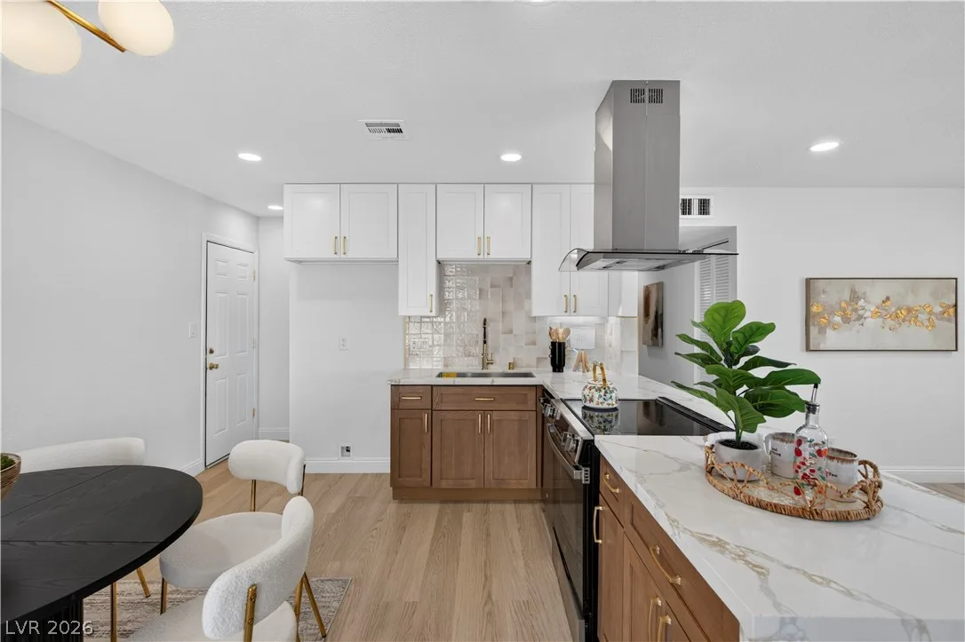 708 Van Ert Avenue — photo 3