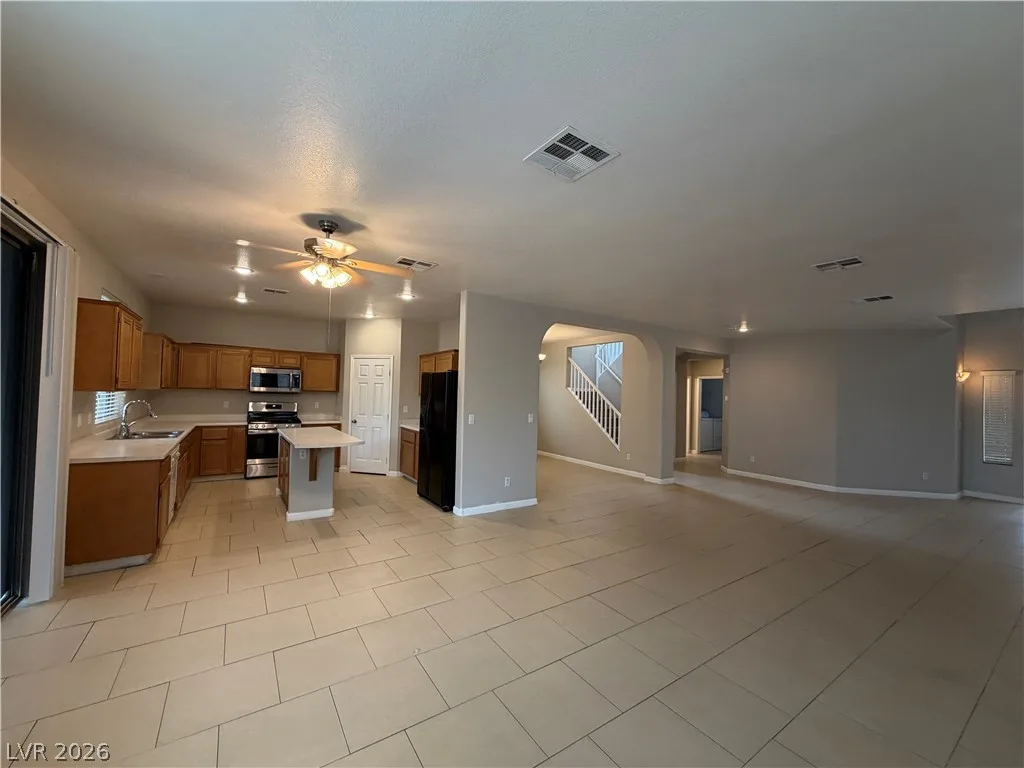 6084 Villa Trieste Court — photo 4
