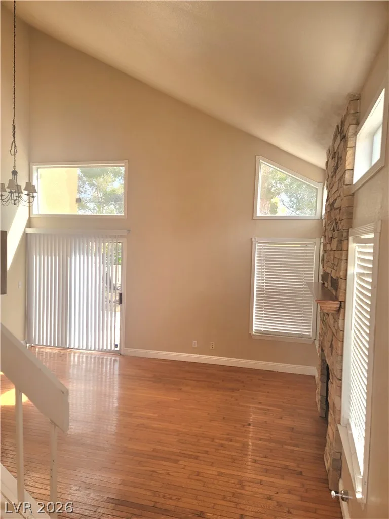 2436 Sun Shores Drive — photo 3