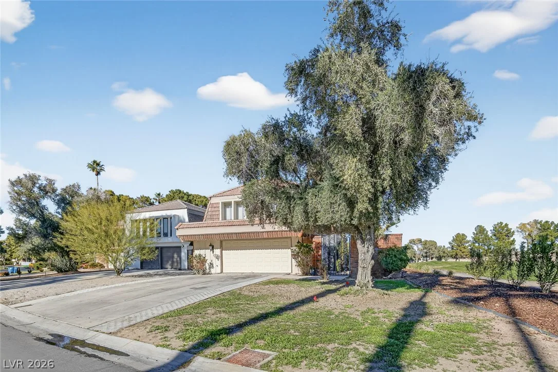 1114 Vegas Valley Drive — photo 3