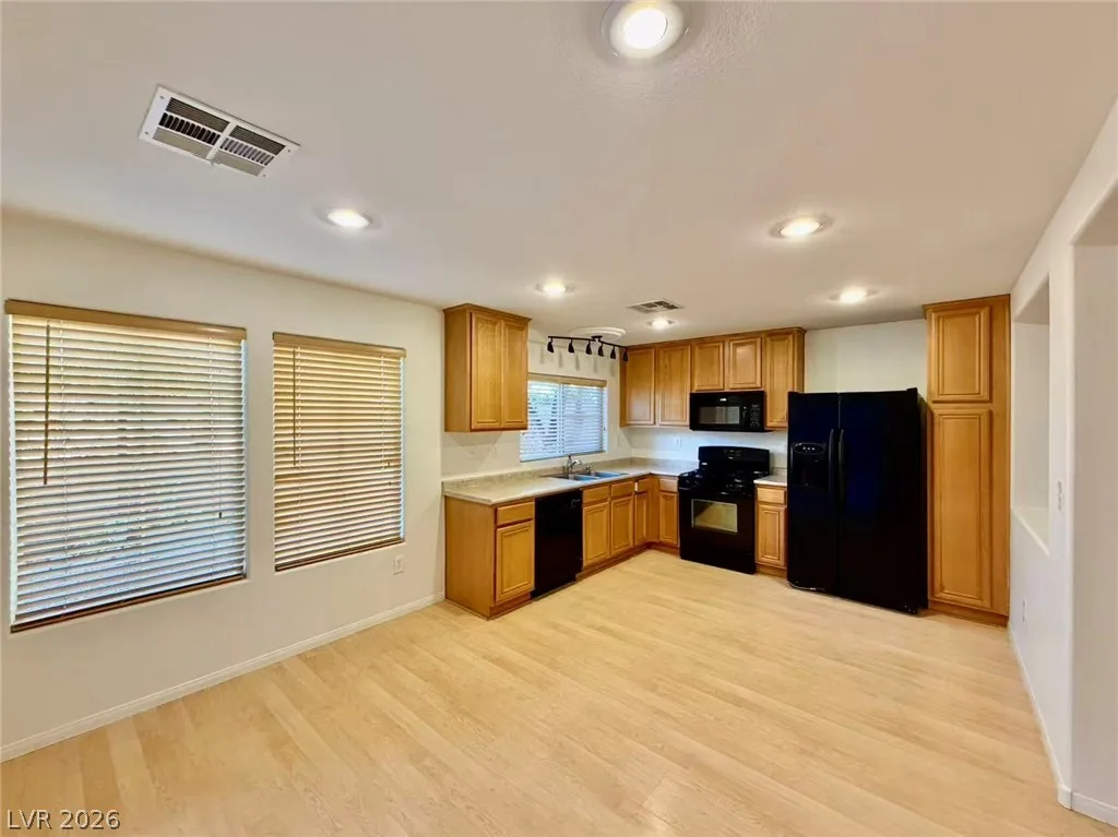 9320 Fort Bayard Avenue — photo 5