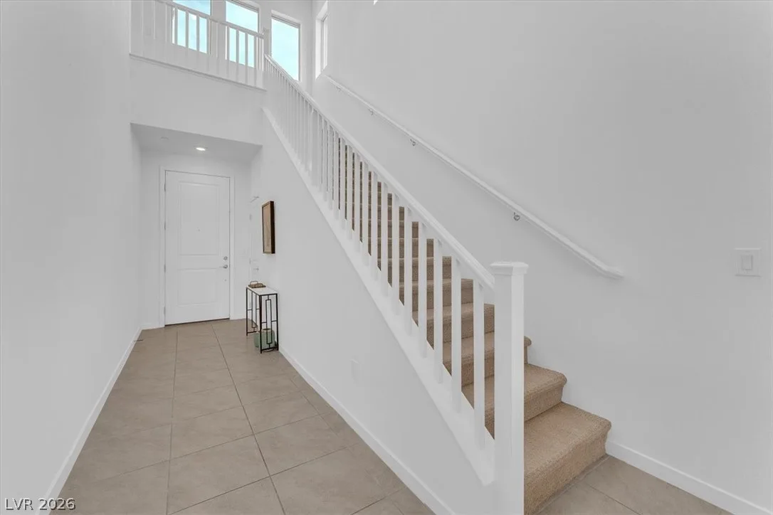 12023 Arrebol Avenue — photo 4