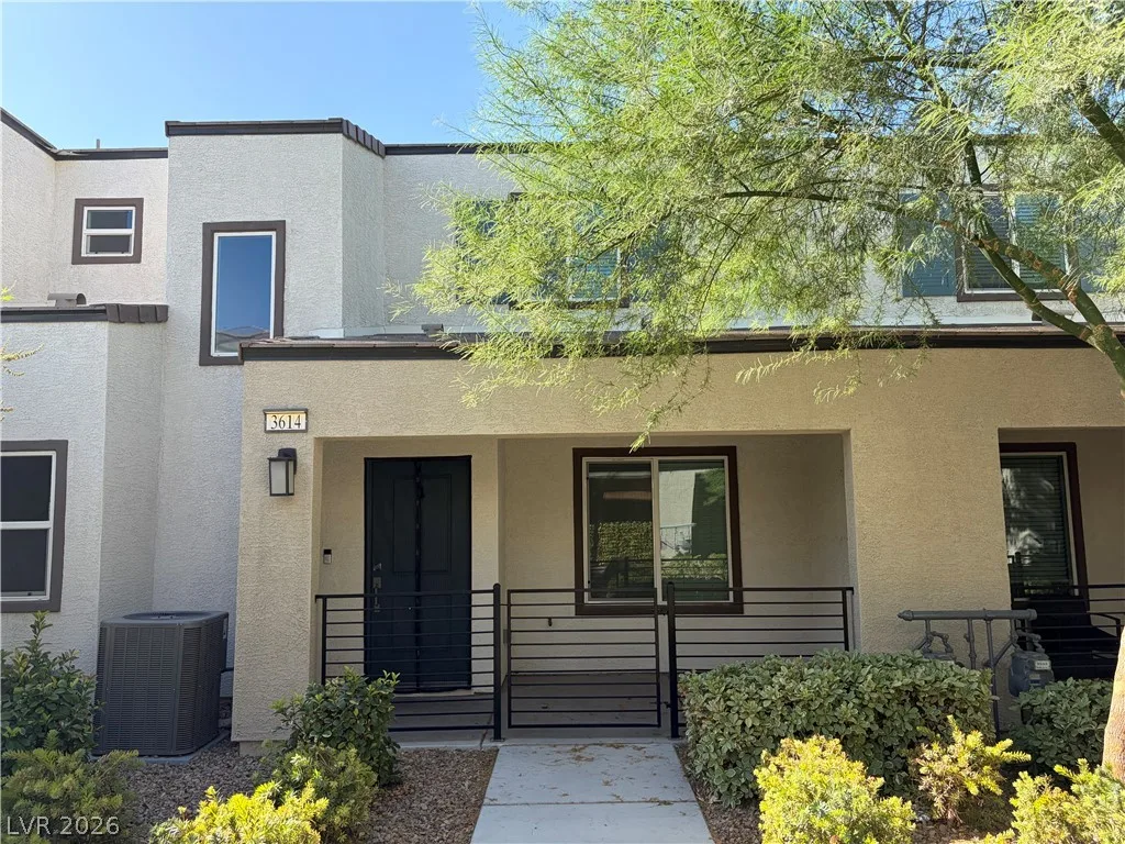 3614 Tripoli Cove Avenue — photo 1
