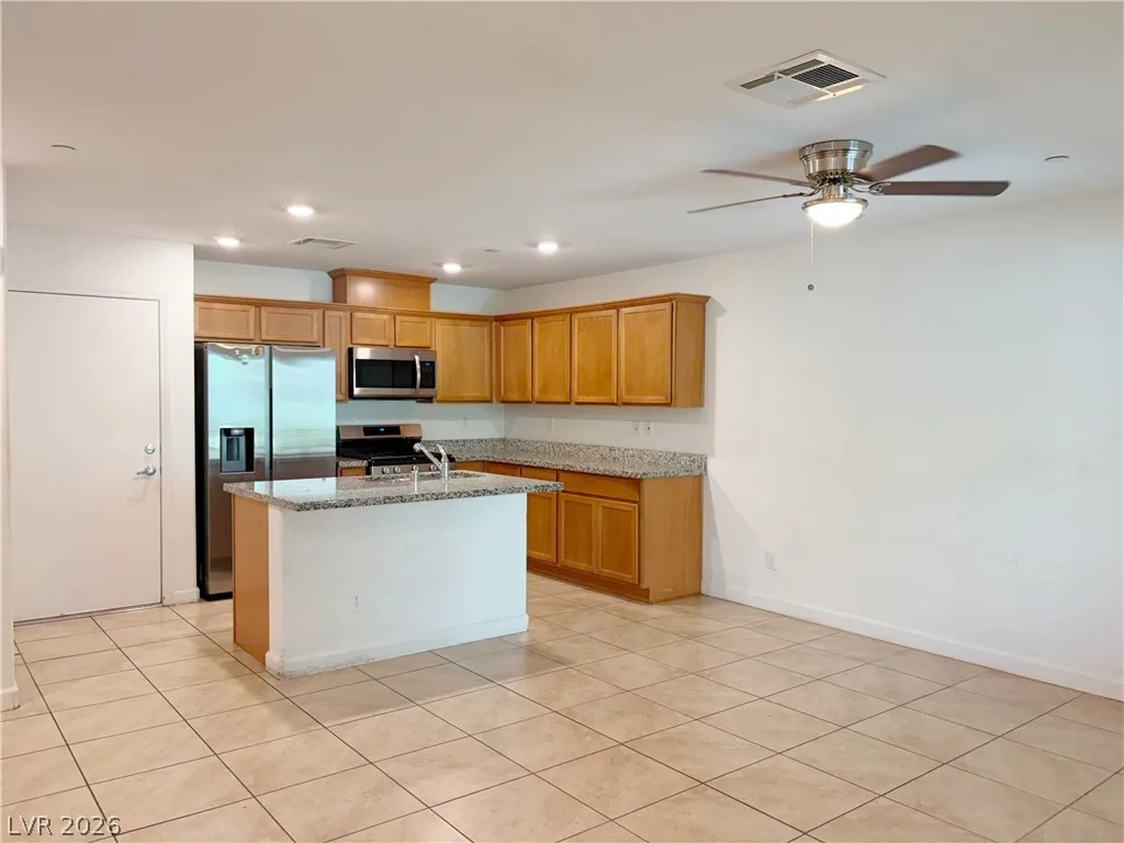 3614 Tripoli Cove Avenue — photo 4