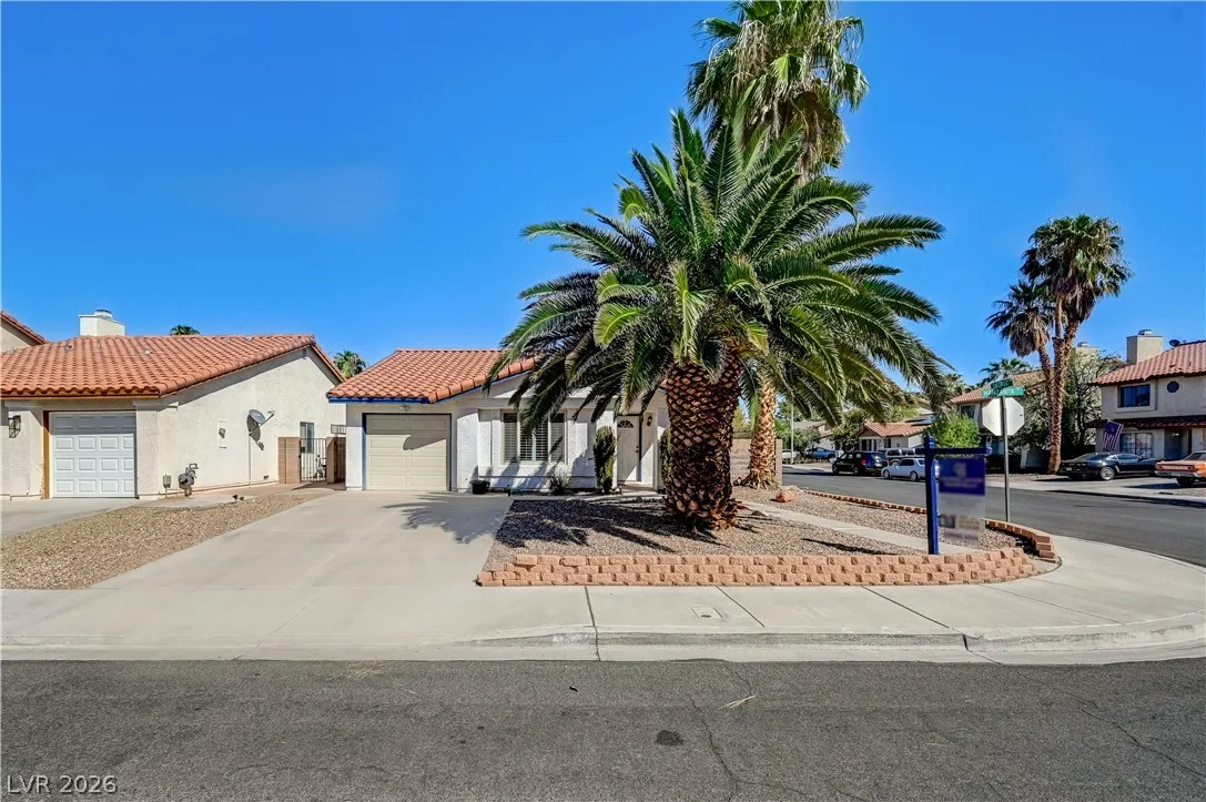 362 Manzanita Street — photo 1
