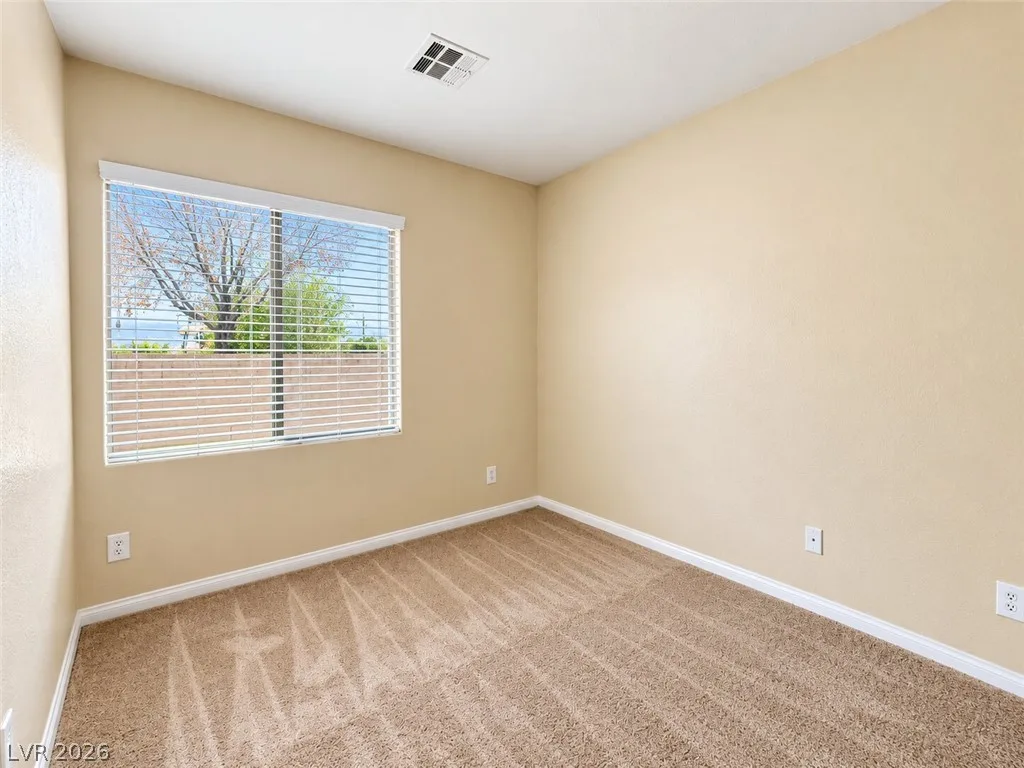 2025 Pipeline Beach Court — photo 4