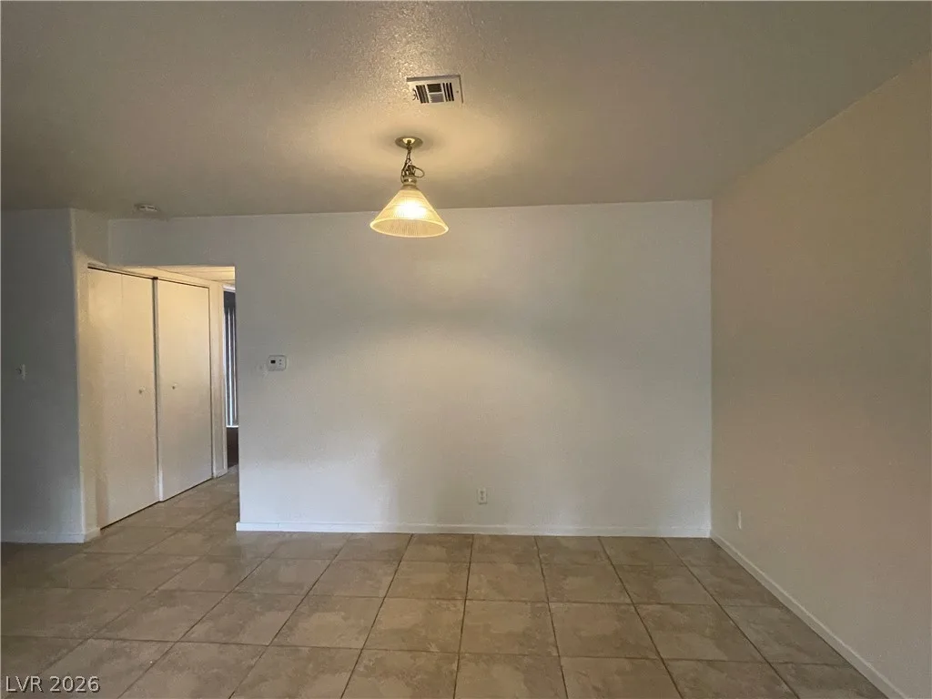 5030 South Rainbow Boulevard 103 — photo 1