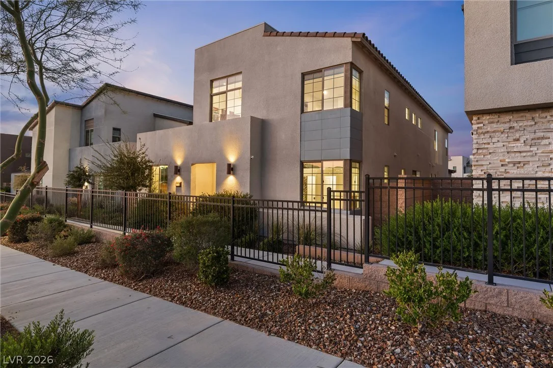 2702 Marchetti Place — photo 1