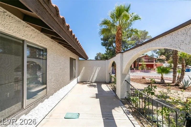 5532 Ramillete Road — photo 4