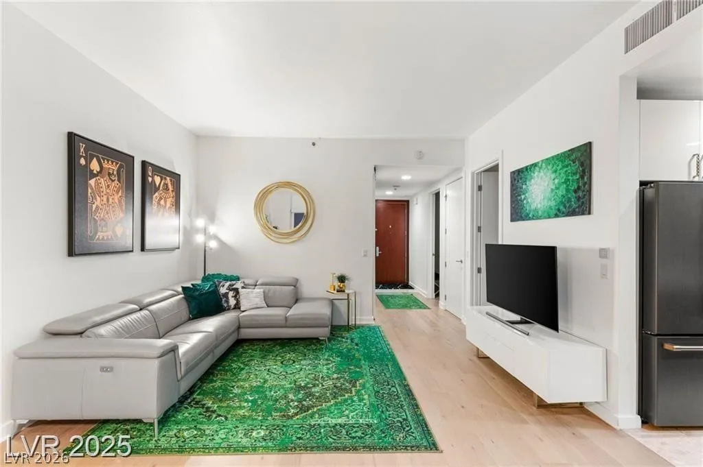4525 Dean Martin Drive 1007 — photo 4