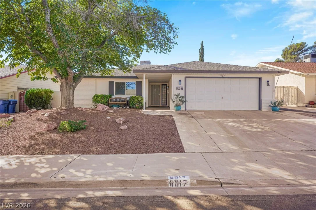 6917 Creekside Lane — photo 1