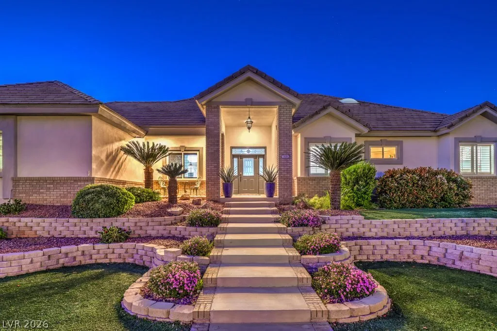 1535 Sunrise Circle — photo 1