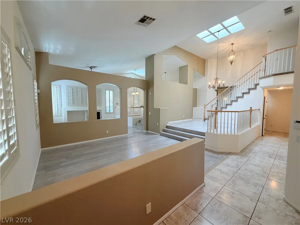 2121 Stone Croft Street — photo 2