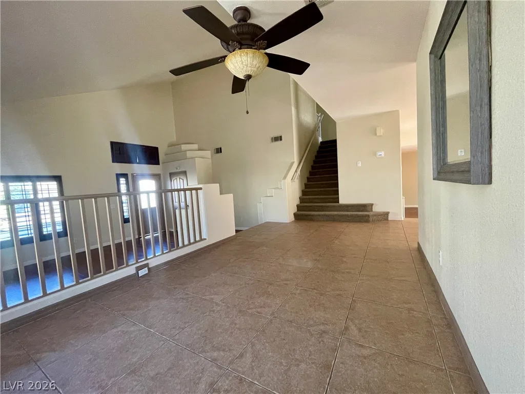 4748 Hamburg Street — photo 3