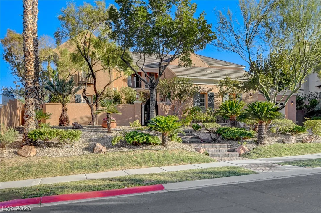 10721 BERINGER Drive — photo 1