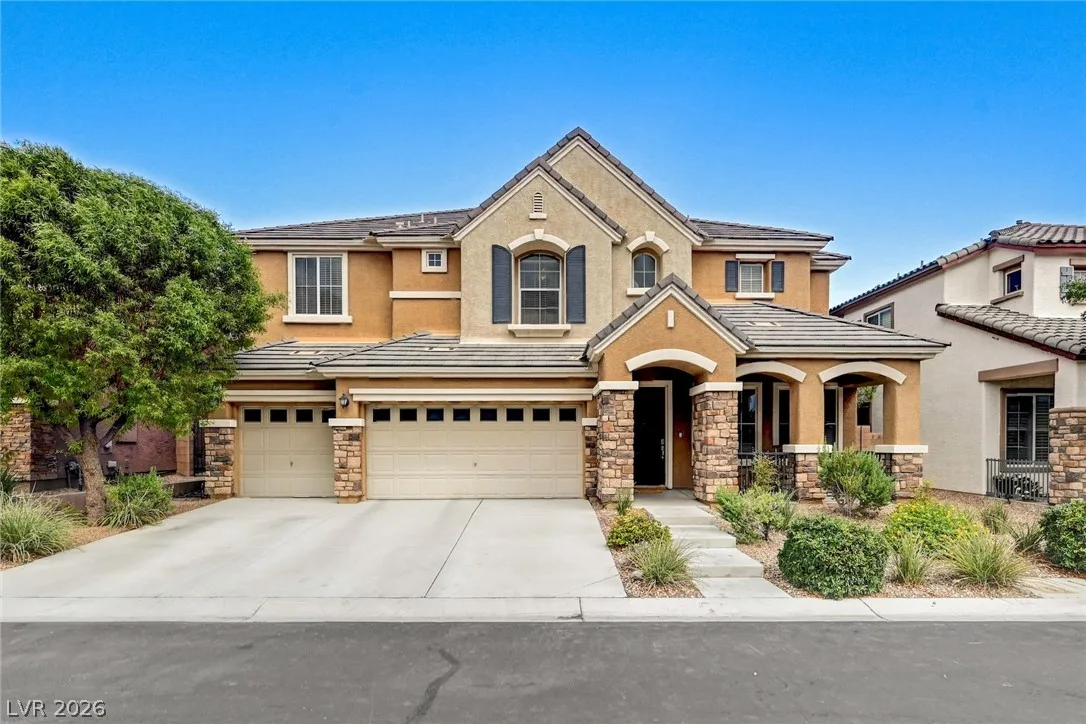 7020 Twin Forks Peak Street — photo 1