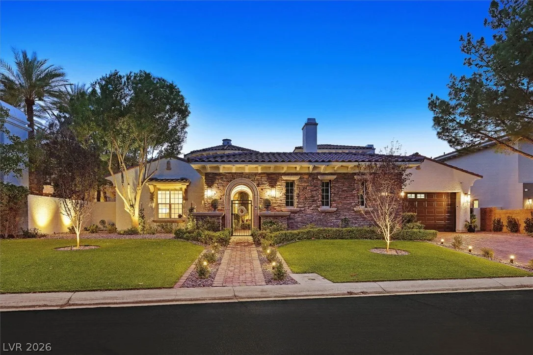 11787 OAKLAND HILLS Drive — photo 1
