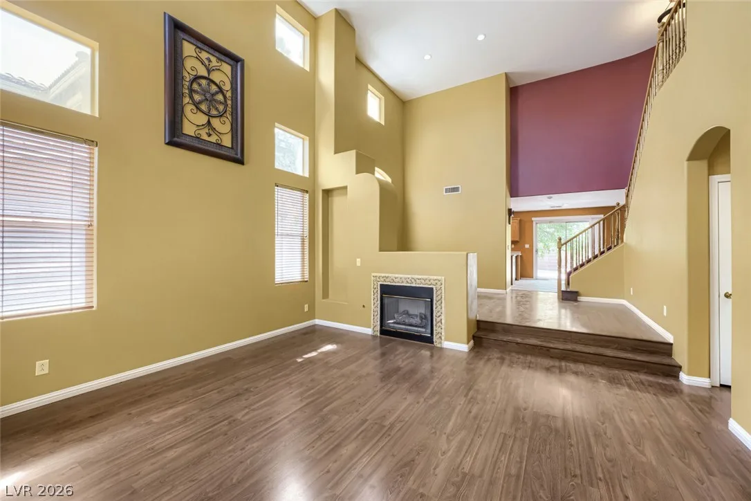 10381 SLEEPING SUN Court — photo 3