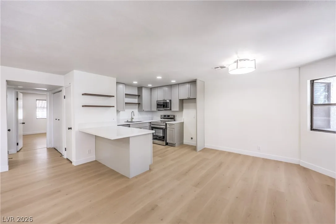 2717 Otter Creek Court 202 — photo 3