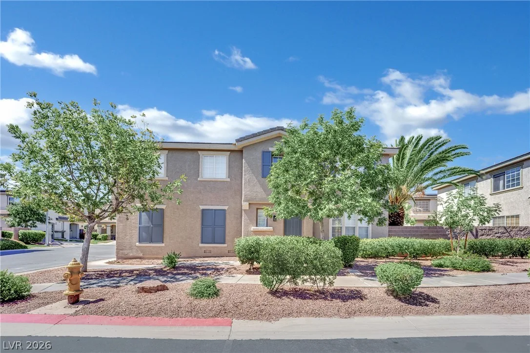 1240 Las Brisas Court — photo 1
