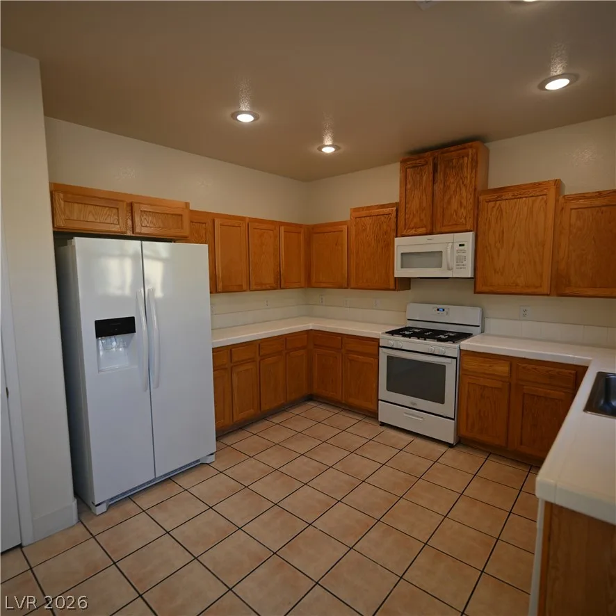 8240 Heather Rock Court — photo 4