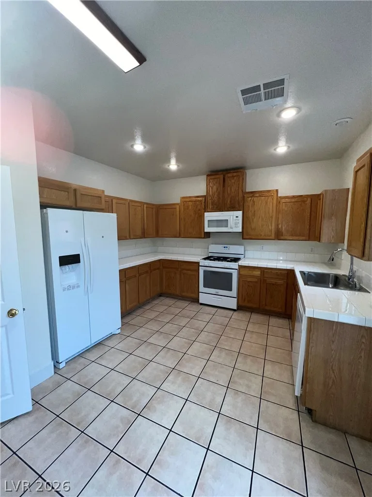 8240 Heather Rock Court — photo 5