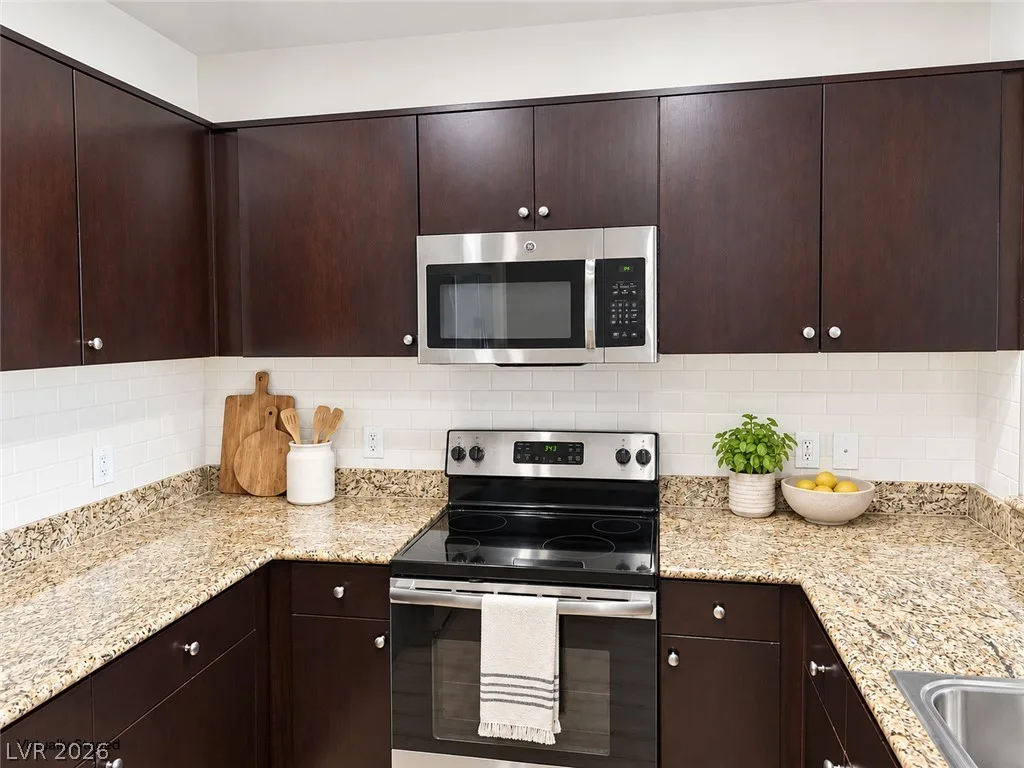8255 South Las Vegas Boulevard 407 — photo 2
