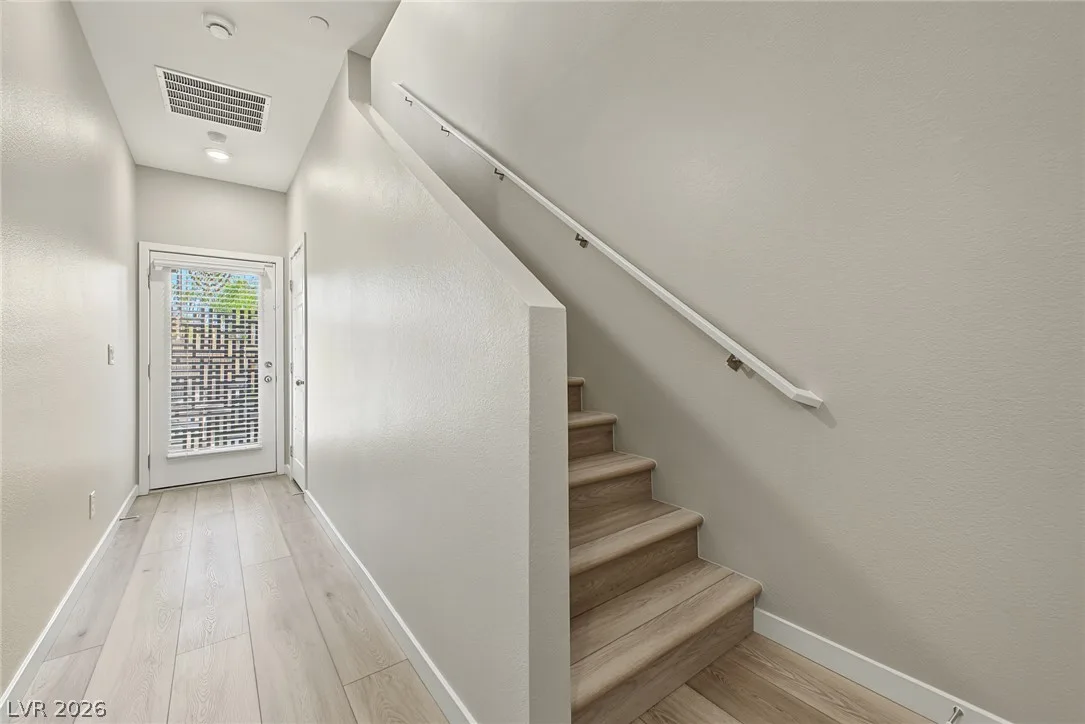 1046 Gabriela Ridge Lane — photo 4