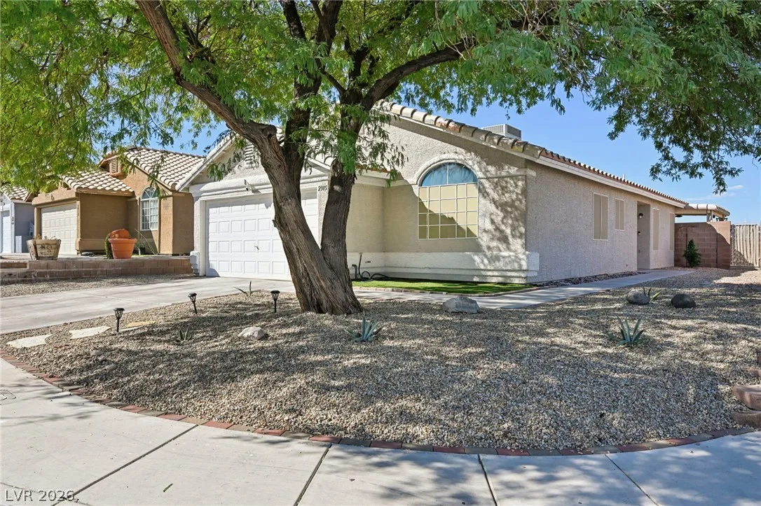 2985 Mount Hope Drive — photo 2